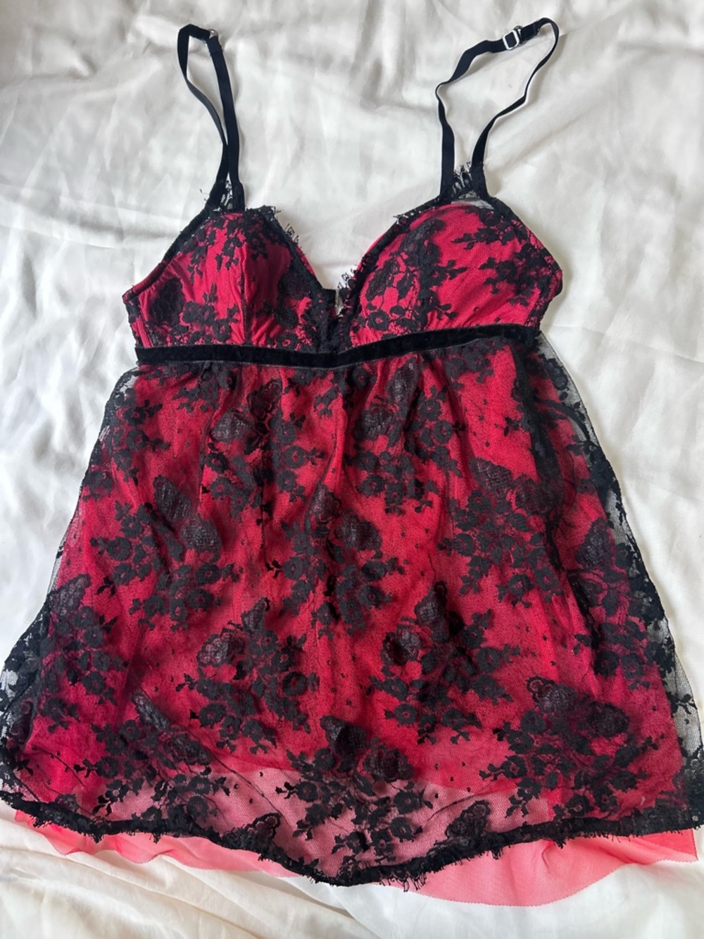 Victoria Secret Very Sexy Sz M Unwired Lingerie Y2K Red Black Lace Nylon EUC